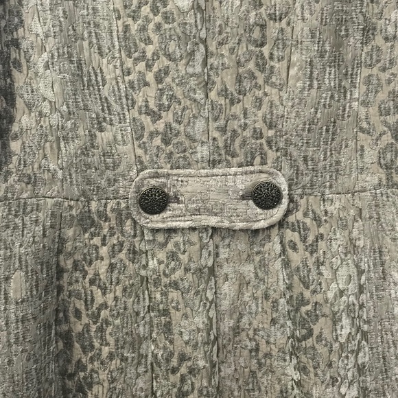 Chico’s Gray Velvet Jacquard Brocade Jacket - Picture 6 of 7